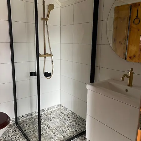 In Oppstryn 펜션 스트륀