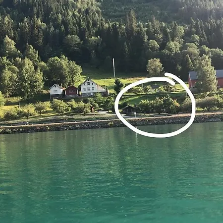 펜션 In Oppstryn *